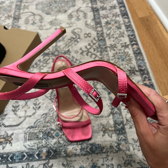 Pink steve madden heels - Picture 2 of 5